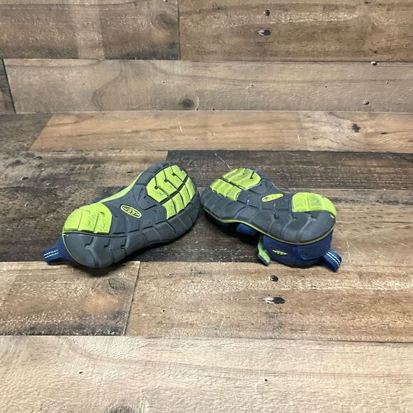 Keen Kids Unisex Size 9 Seacamp II CNX Sandals Blue Closed Toe Water Shoes - Picture 2 of 6